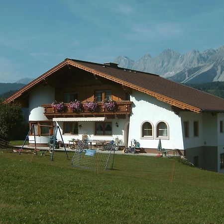 Ferienhaus U. Appartement Knauss Schladming Bagian luar foto