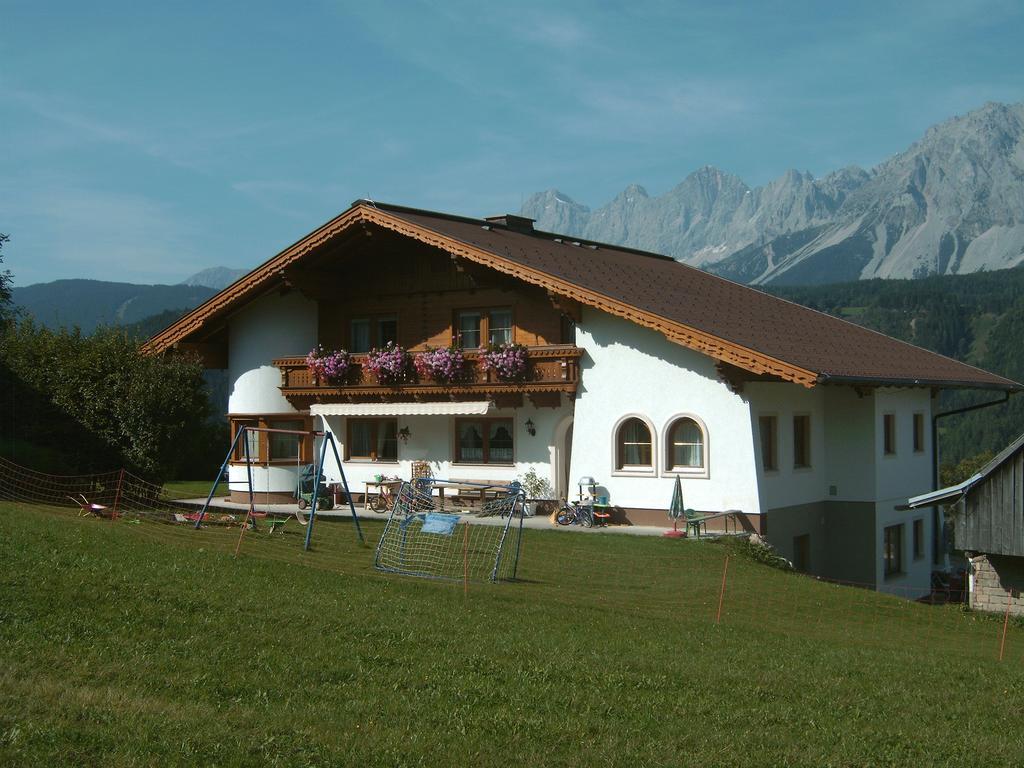 Ferienhaus U. Appartement Knauss Schladming Bagian luar foto