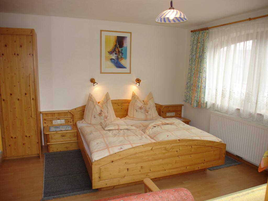Ferienhaus U. Appartement Knauss Schladming Bagian luar foto