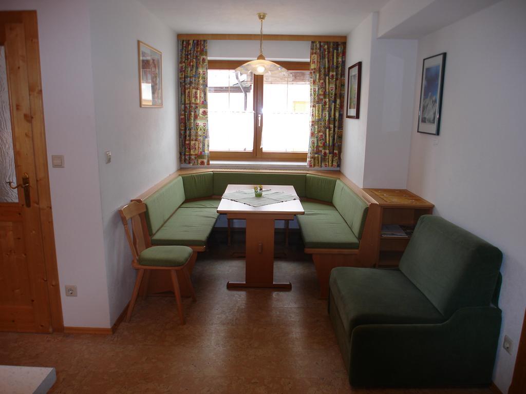 Ferienhaus U. Appartement Knauss Schladming Bagian luar foto