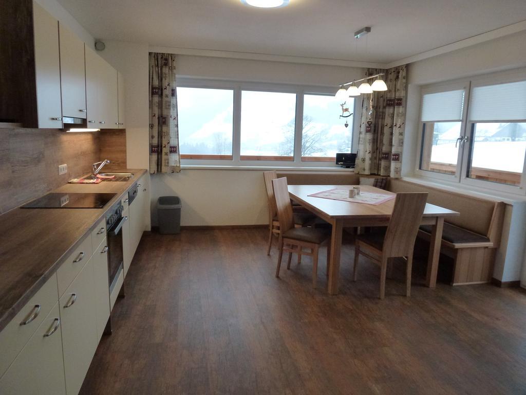 Ferienhaus U. Appartement Knauss Schladming Bagian luar foto